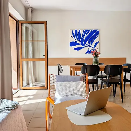 Apartment Nautilus-rowy