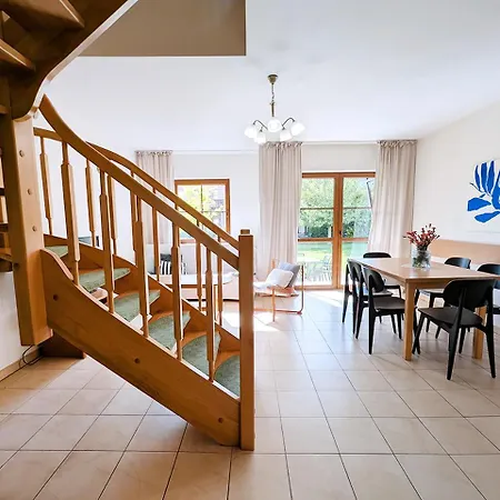 Nautilus-rowy Apartment *